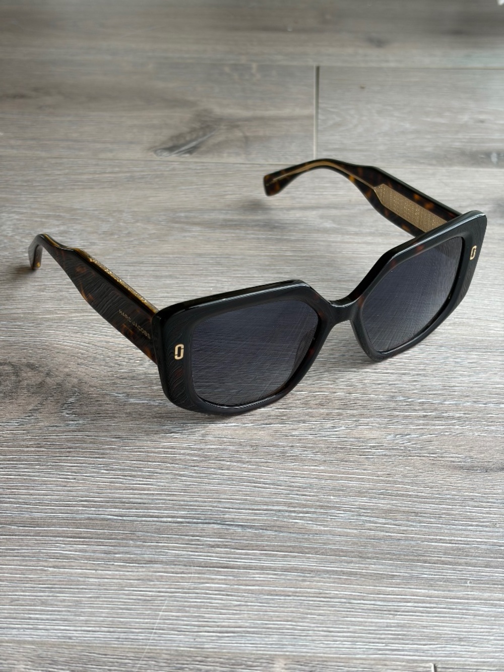 Marc Jacobs MJ1116S 08690(Havana Brown/Gradient Dark Grey Lenses)